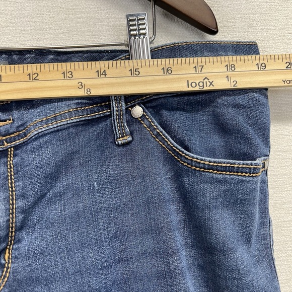 Torrid Jeans Womens Size Luxe Slim Boot Super Stretch Denim Women's Size 18R - Picture 5 of 9